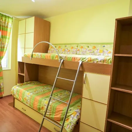 Апартамент Geo Milev